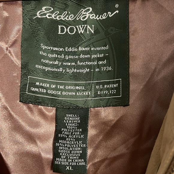 Eddie Bauer 100% leather down vest with removable hood - Picture 3 of 7